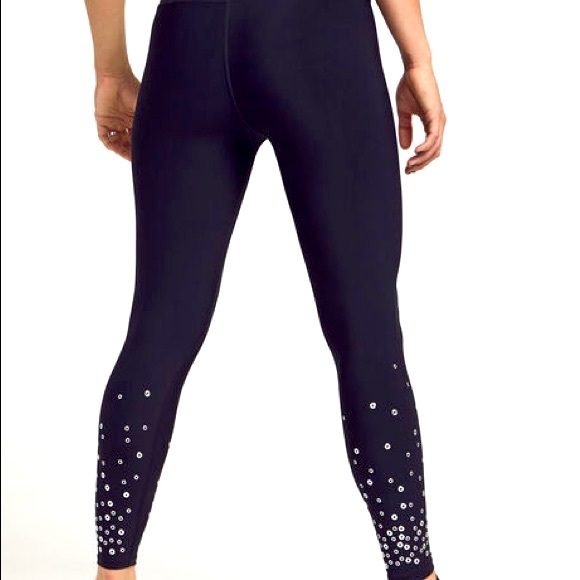 Scatter Grommet Leggings by Soul Cycle - Picture 4 of 8